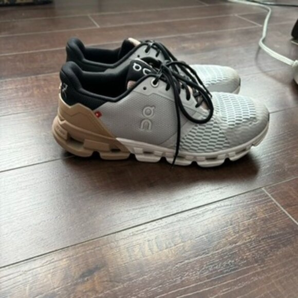 Women's On Running Cloudflyer 'Glacier Rosebrown' - Picture 2 of 7